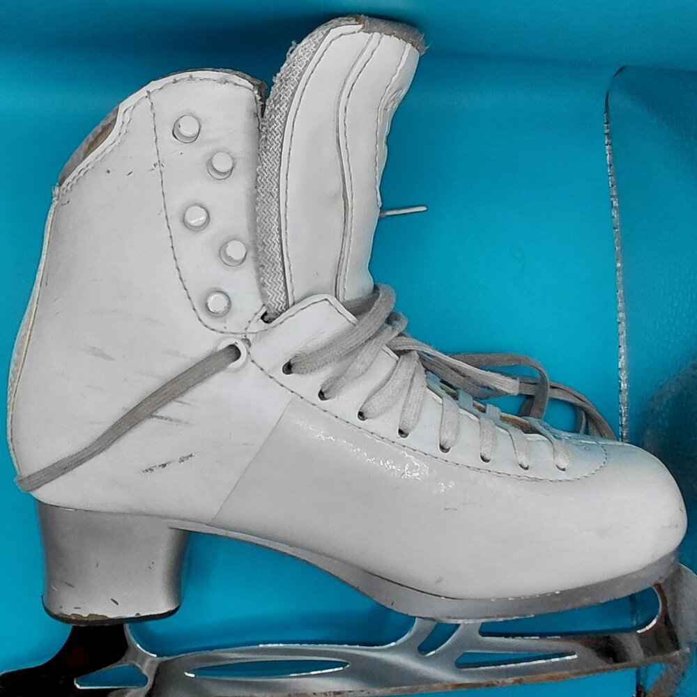 Jackson Premiere Figure Skates Size 5.5 R